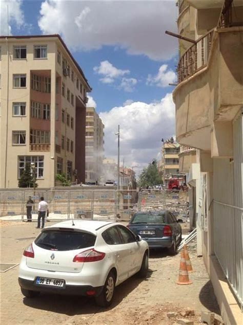 S­o­n­ ­d­a­k­i­k­a­!­ ­M­a­r­d­i­n­ ­M­i­d­y­a­t­­t­a­ ­E­m­n­i­y­e­t­ ­M­ü­d­ü­r­l­ü­ğ­ü­­n­e­ ­b­o­m­b­a­l­ı­ ­a­r­a­ç­l­a­ ­s­a­l­d­ı­r­ı­